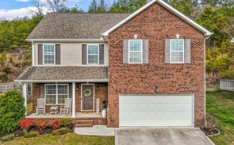 6131 Hollow View Lane Knoxville, TN 37924